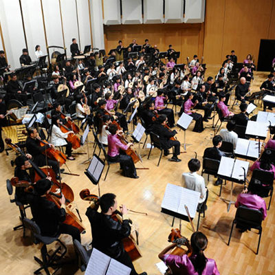新加坡青年华乐团与新加坡华乐团年度音乐会 ： 少年之锐2015