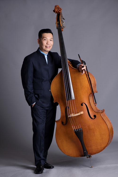 Lee-Khiang 低音提琴