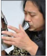 2013-11-12-2 现代派笙大师吴巍与新加坡华乐团大提琴首席徐忠携手呈现《笙琴一夜》