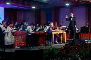 2016-10-22-3 SCO’s 20th Anniversary Fundraising Gala Dinner & Concert 2016 fetched a record of $1,550,000!