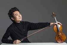 2016-10-27-2 International violinist Lu Si Qing and cellist Qin Li Wei return to dazzle with the Singapore Chinese Orchestra