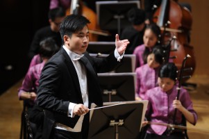 2018-11-01-1 新加坡华乐团《蒙古之歌》音乐会让你体验一场豪迈蒙古风